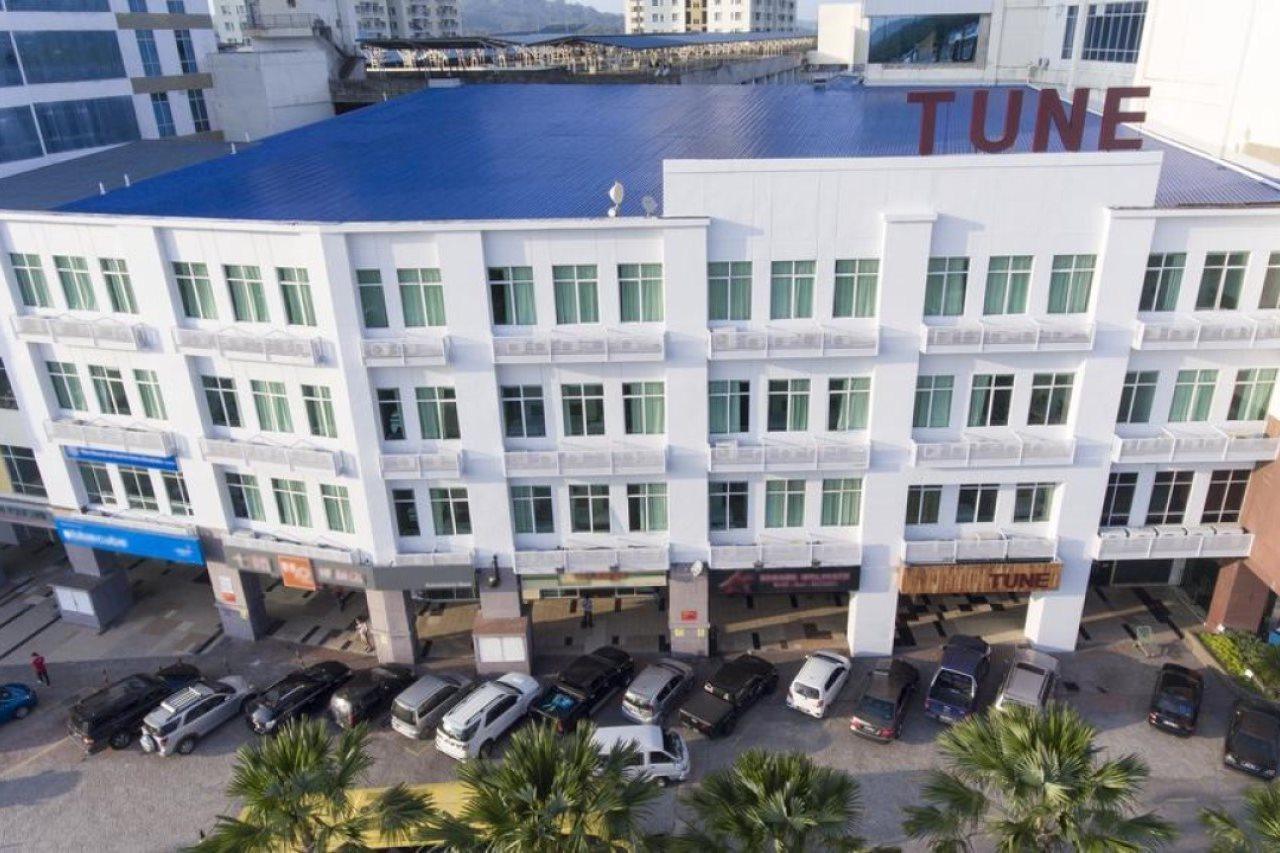 Tune - 1borneo Hotel