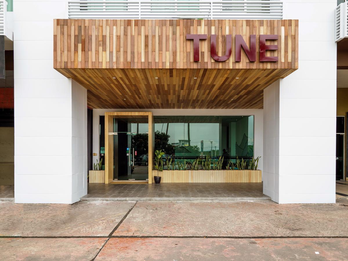 Tune - 1borneo Hotel